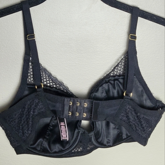 Victoria's Secret Fishnet Overlay Whimsigoth Glam Plunge Push Up Bra, 36D - Picture 3 of 4